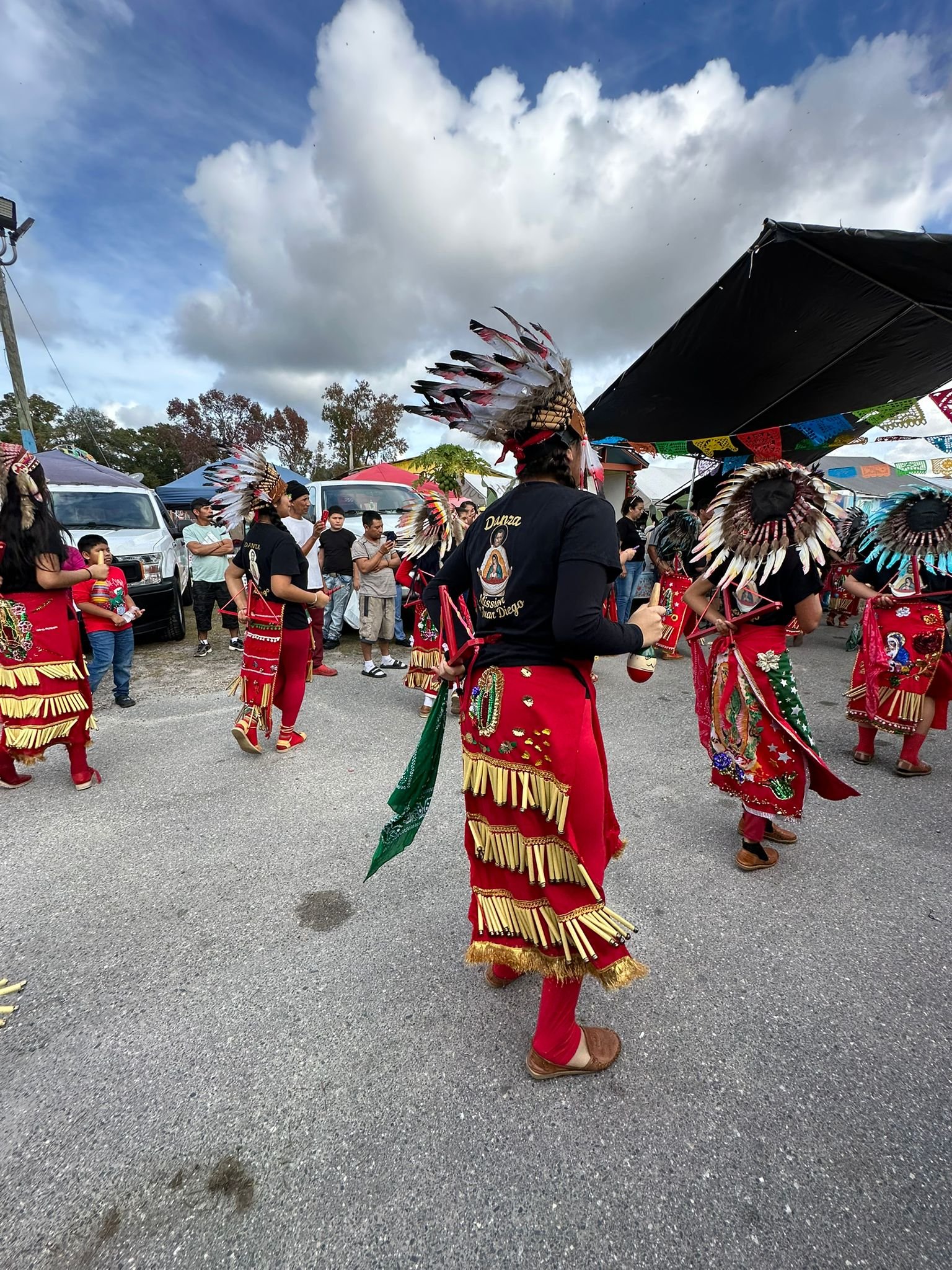 Diversión y comunidad en Mi Pueblo Flea Market